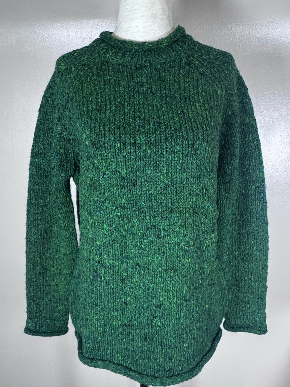NWT Aran Woollen Mills Sz S Green 100% Irish Wool Raglan Roll Neck Crew Sweater